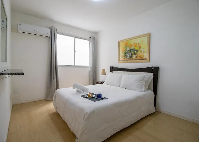 Acc43B - 1 Dorm Climatizado, Quadra Mar, Garagem