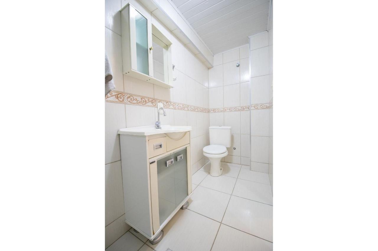 Acc43b - 1 Dorm Climatizado, Quadra Mar, Garagem Apartment *